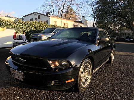 Key #9 Ford Mustang Premium Convertible 2D Key #9 Ford Mustang Premium Convertible 2D