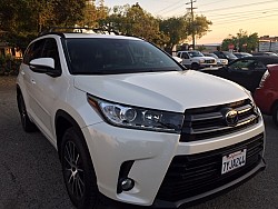 Key #33 Toyota HighlanderSE SUV 4D Key #33 Toyota HighlanderSE SUV 4D