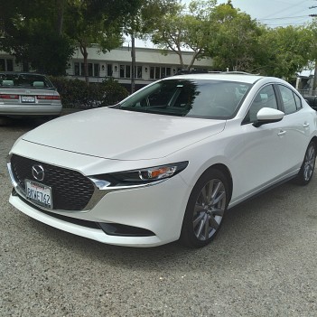 Key #14 Mazda 3 Preferred Sedan 4D Key #14 Mazda 3 Preferred Sedan 4D