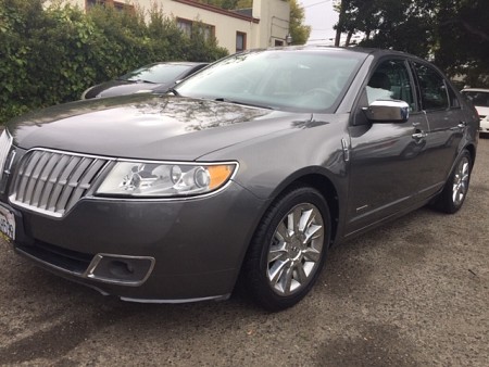 Key #37 Lincoln MKZ Hybrid Sedan 4D Key #37 Lincoln MKZ Hybrid Sedan 4D