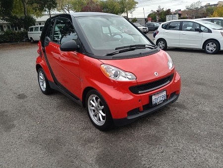 Key #4 Smart fortwo Passion Hatchback Coupe 2D Key #4 Smart fortwo Passion Hatchback Coupe 2D