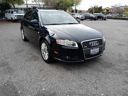 Key #3 Audi A4 2.0T Avant Quattro Wagon 4D Key #3 Audi A4 2.0T Avant Quattro Wagon 4D