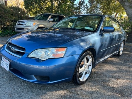 Key #20 Subaru Legacy 2.5i Sedan 4D Key #20 Subaru Legacy 2.5i Sedan 4D