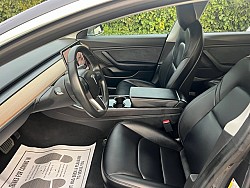 Key #4 Tesla Model 3 Long Range Sedan 4D Key #4 Tesla Model 3 Long Range Sedan 4D