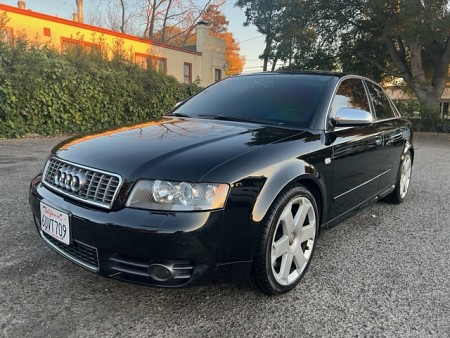 Key #10 Audi S4 Quattro Sedan 4D Key #10 Audi S4 Quattro Sedan 4D