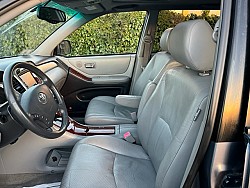 Key #9 Toyota Highlander Limited SUV 4D Key #9 Toyota Highlander Limited SUV 4D