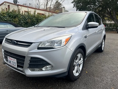 Key #16 Ford Escape SE SUV 4D Key #16 Ford Escape SE SUV 4D