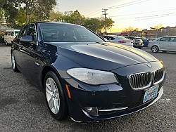 Key #4 BMW 528i Sedan 4D Key #4 BMW 528i Sedan 4D