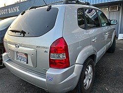 Key #33 Hyundai Tucson SE SUV 4D Key #33 Hyundai Tucson SE SUV 4D