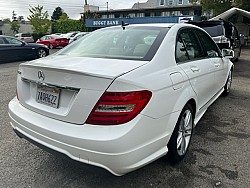 Key #25 Mercedes C 250 Luxury Sedan 4D Key #25 Mercedes C 250 Luxury Sedan 4D