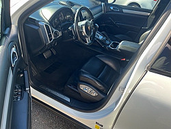 Key #28 Porsche Cayenne Turbo Sport Utility 4D Key #28 Porsche Cayenne Turbo Sport Utility 4D