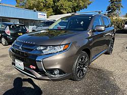 Key #15 Mitsubishi Outlander PHEV GT AWD