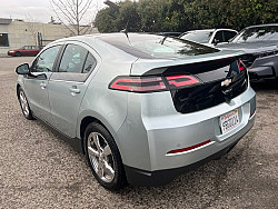 Key #5 Chevrolet Volt Sedan 4D Key #5 Chevrolet Volt Sedan 4D