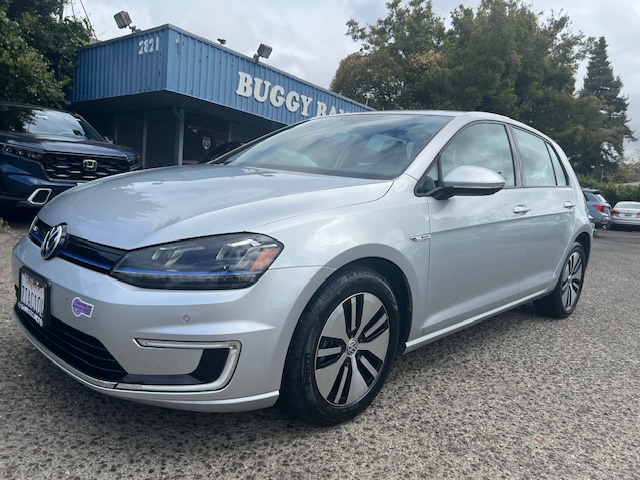 2016 Volkswagen e-Golf