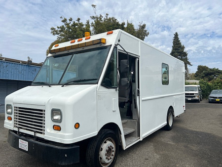 Key #111 Workhorse Model W42 StepVan Key #111 Workhorse Model W42 StepVan