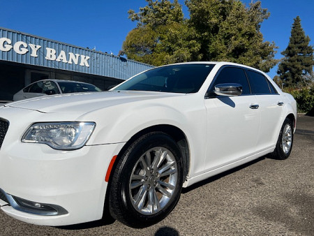 2017 Chrysler 300 C