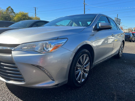 2016 Toyota Camry XLE Hybrid