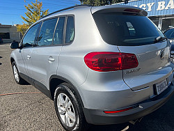 Key #31 Volkswagen Tiguan 2.0T S Sport Utility 4D Key #31 Volkswagen Tiguan 2.0T S Sport Utility 4D