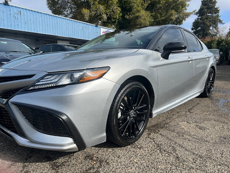2023 Toyota Camry XSE's photo