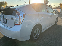 Key #39 Toyota Prius Three Hatchback 4D Key #39 Toyota Prius Three Hatchback 4D