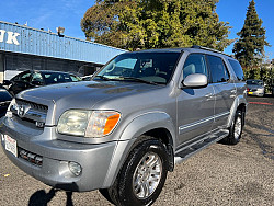 Key #1 Toyota Sequoia SR5 Sport Utility 4D Key #1 Toyota Sequoia SR5 Sport Utility 4D