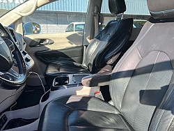 Key #35 Chrysler Pacifica Hybrid Touring L Van 4D Key #35 Chrysler Pacifica Hybrid Touring L Van 4D