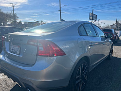 Key #18 Volvo S60 T5 Dynamic Sedan 4D Key #18 Volvo S60 T5 Dynamic Sedan 4D