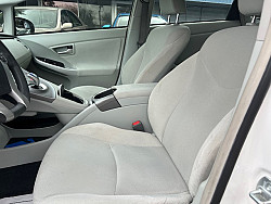 Key #130 Toyota Prius Hatchback 4D Key #130 Toyota Prius Hatchback 4D