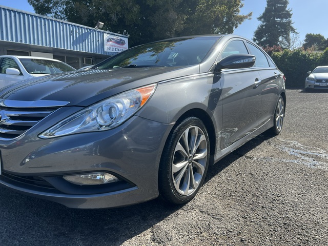 2014 Hyundai Sonata SE I4 A/T's photo