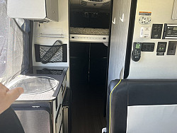 Key #34 Mercedes-Benz Sprinter 2500 Camper Van Key #34 Mercedes-Benz Sprinter 2500 Camper Van