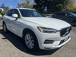Key #18 Volvo XC60 T5 Momentum Sport Utility 4D Key #18 Volvo XC60 T5 Momentum Sport Utility 4D
