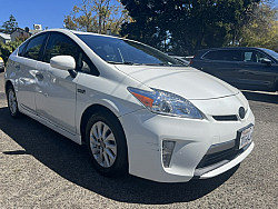 Key #163 Toyota Prius Plug-in Hybrid Hatchback 4D Key #163 Toyota Prius Plug-in Hybrid Hatchback 4D