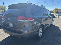 Key #34 Toyota Sienna LE Minivan 4D Key #34 Toyota Sienna LE Minivan 4D